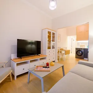 New Modern 2nd Floor Διαμέρισμα